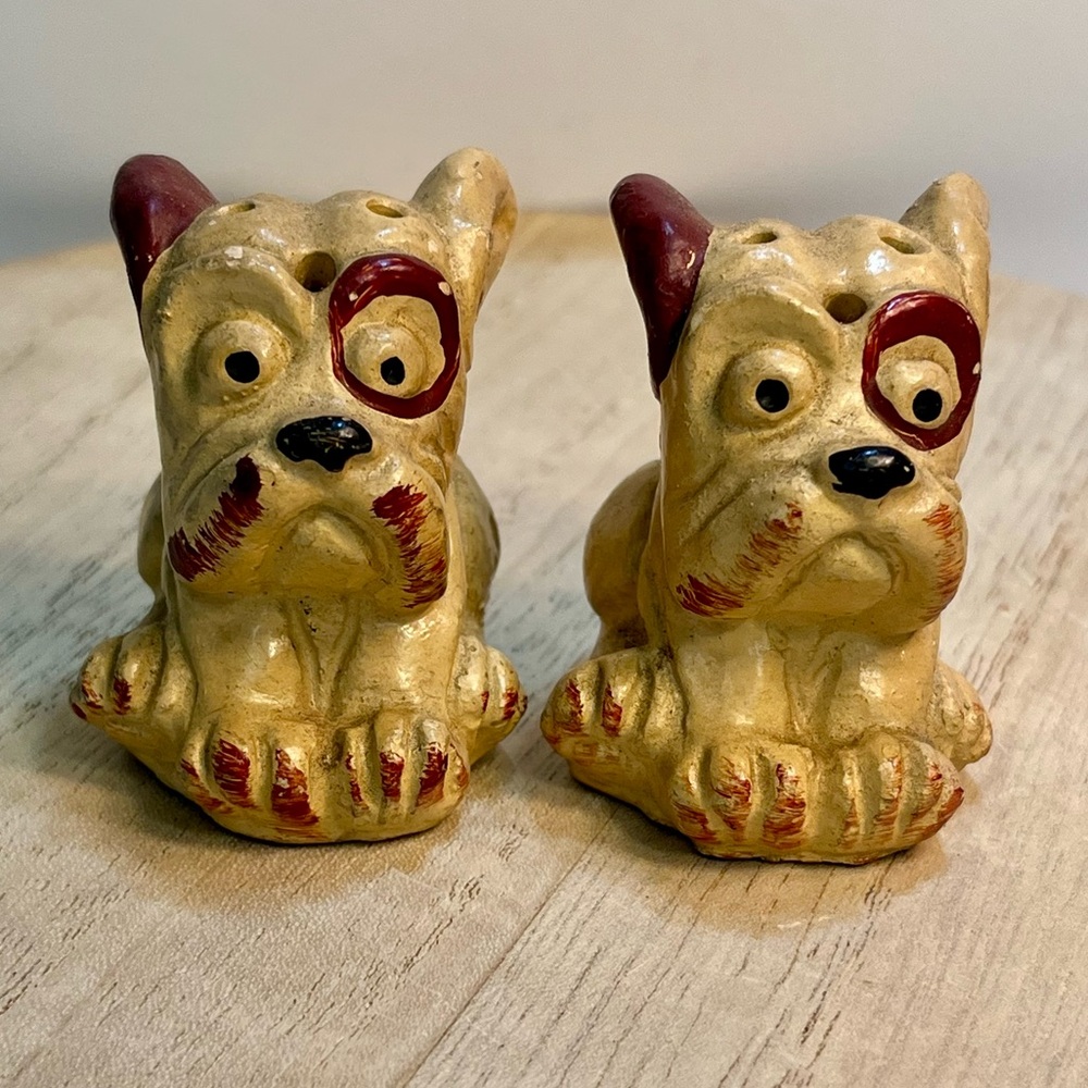 Vintage Bonzo Dogs Chalkwear Salt and Pepper Shakers